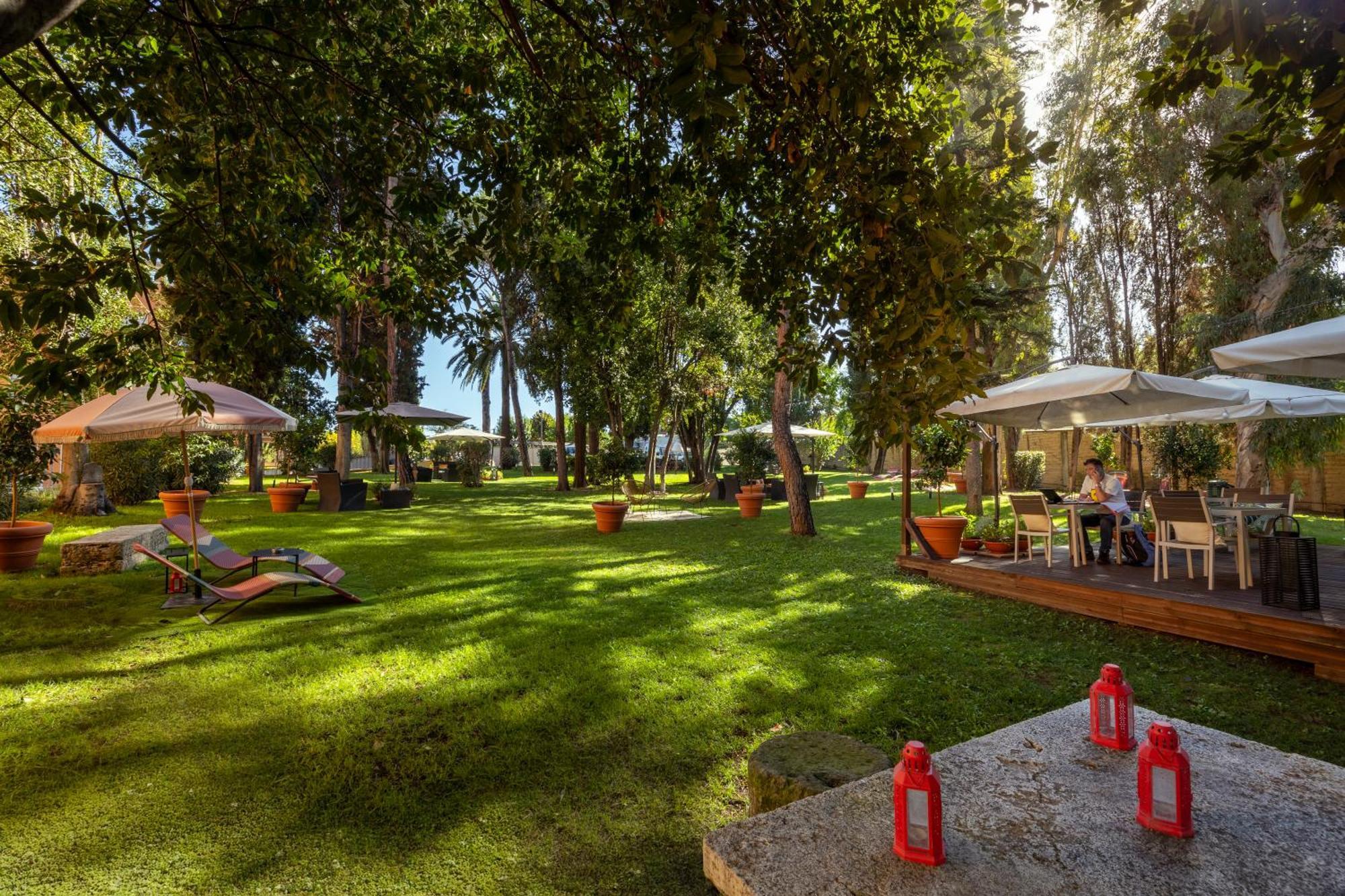 Garden Area Roma Eur Hotel Екстериор снимка